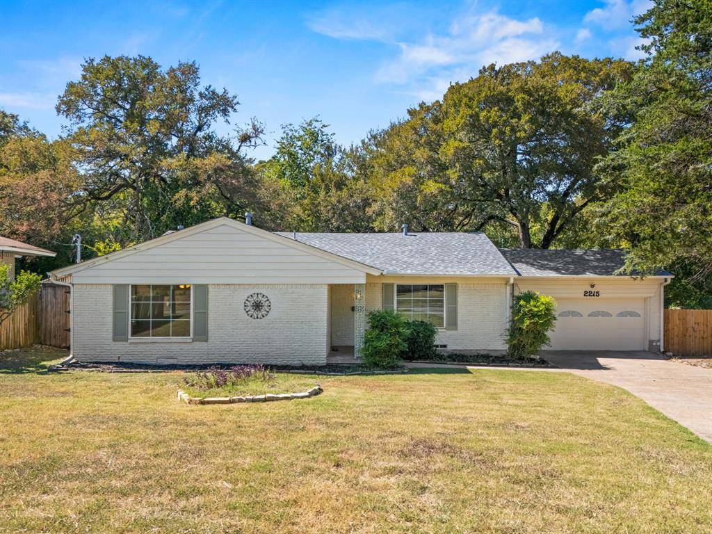 Dallas, TX 75227,2215 Mack Lane
