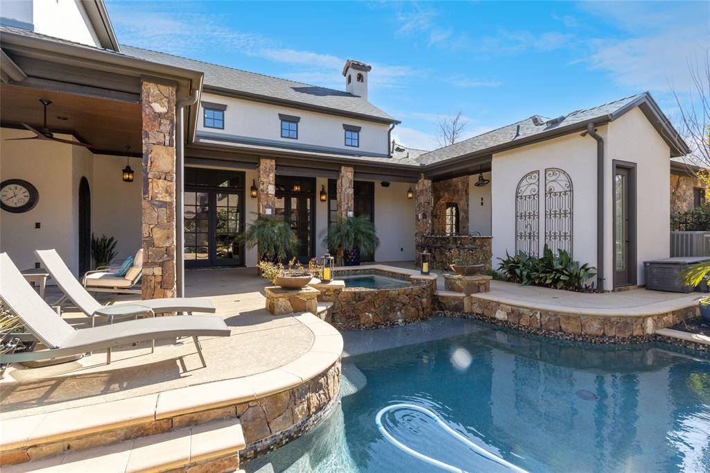 Keller, TX 76248,2825 Cotswold Court