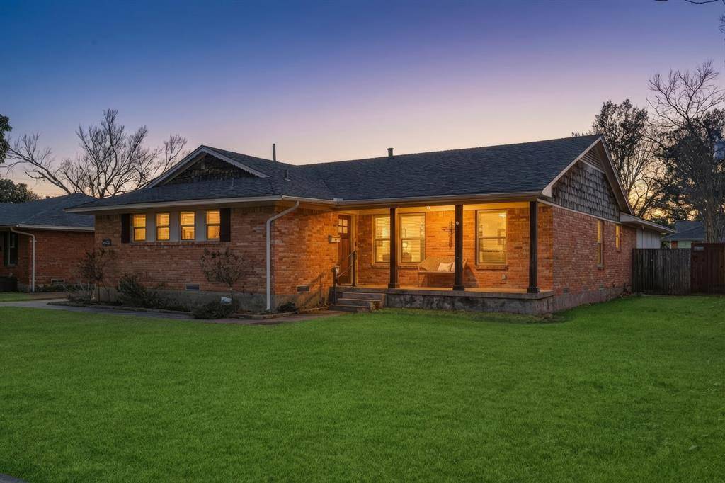 Dallas, TX 75238,9525 Livenshire Drive