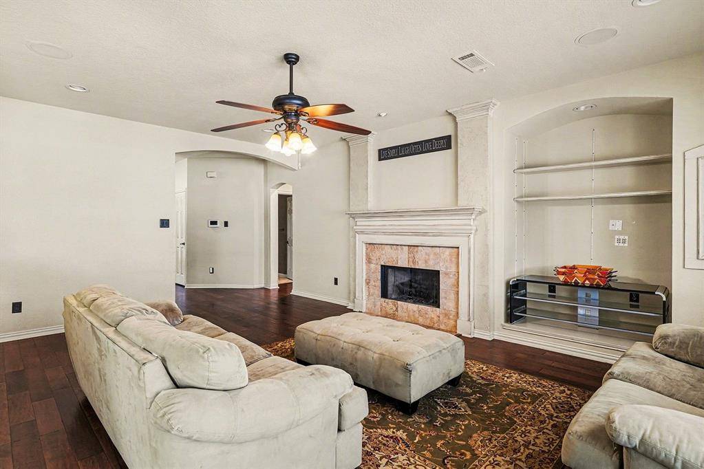 Fort Worth, TX 76132,6707 Canyon Crest Drive