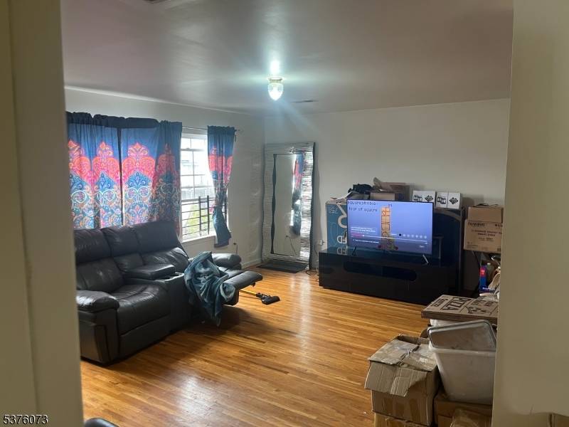 Newark City, NJ 07108,896-898 S 16Th Str