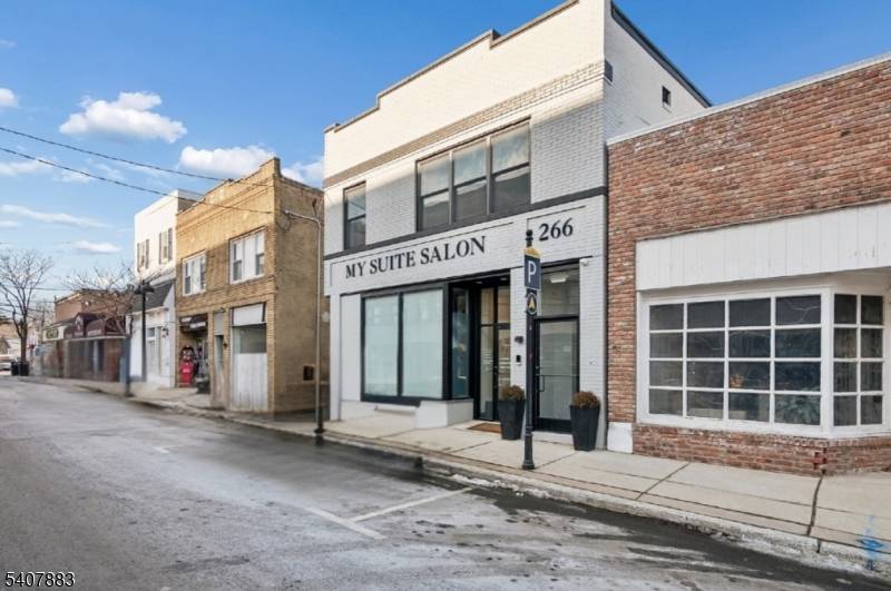 Springfield Twp., NJ 07081,266 Morris Avenue #2