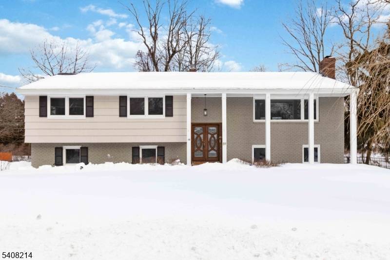 Morris Plains Boro, NJ 07950,59 Sun Valley Way