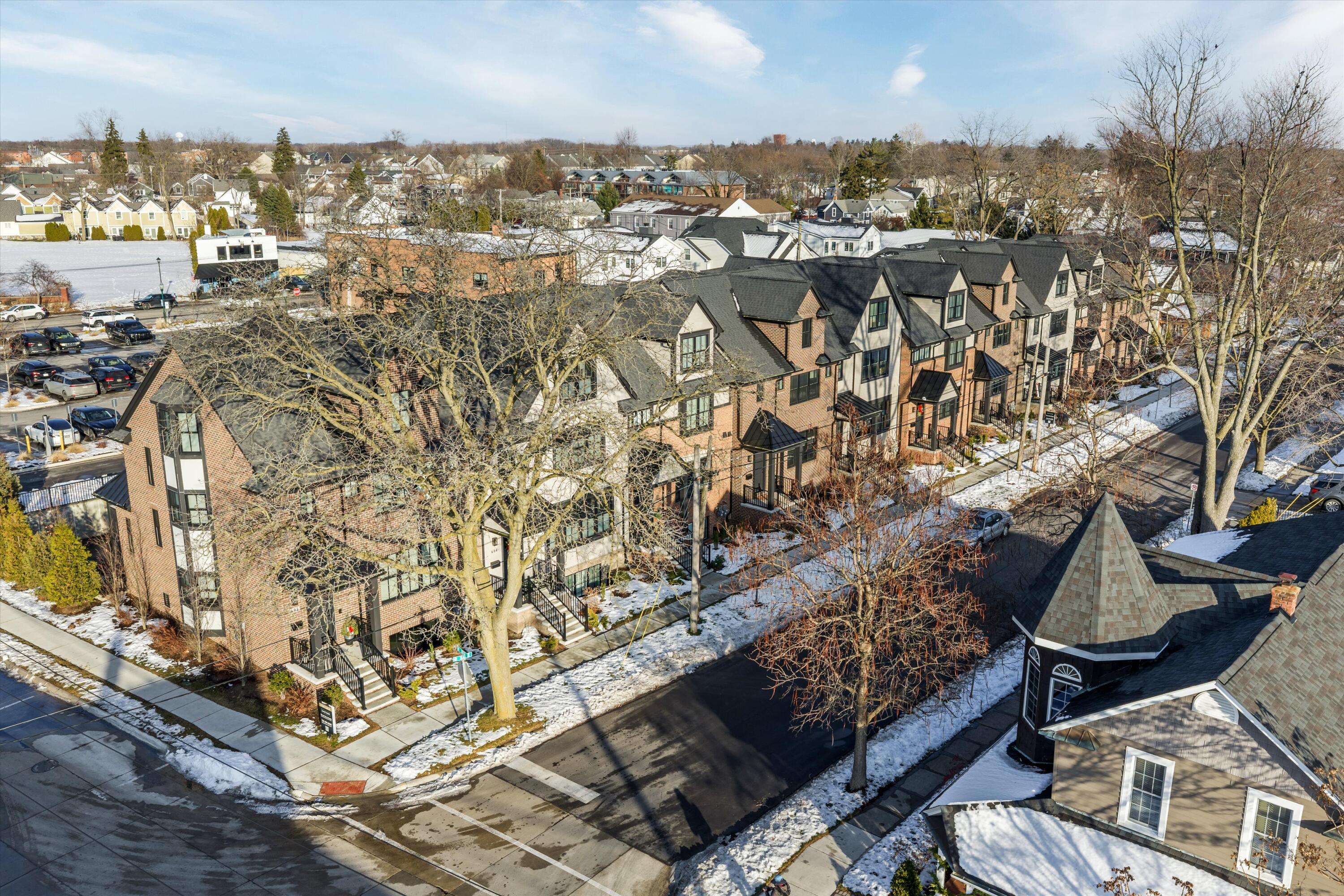 Plymouth, MI 48170,668 Maple ST