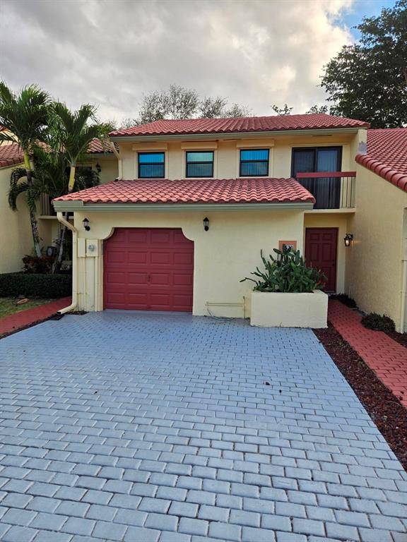 Davie, FL 33324,9530 Alcazar Ln #9530