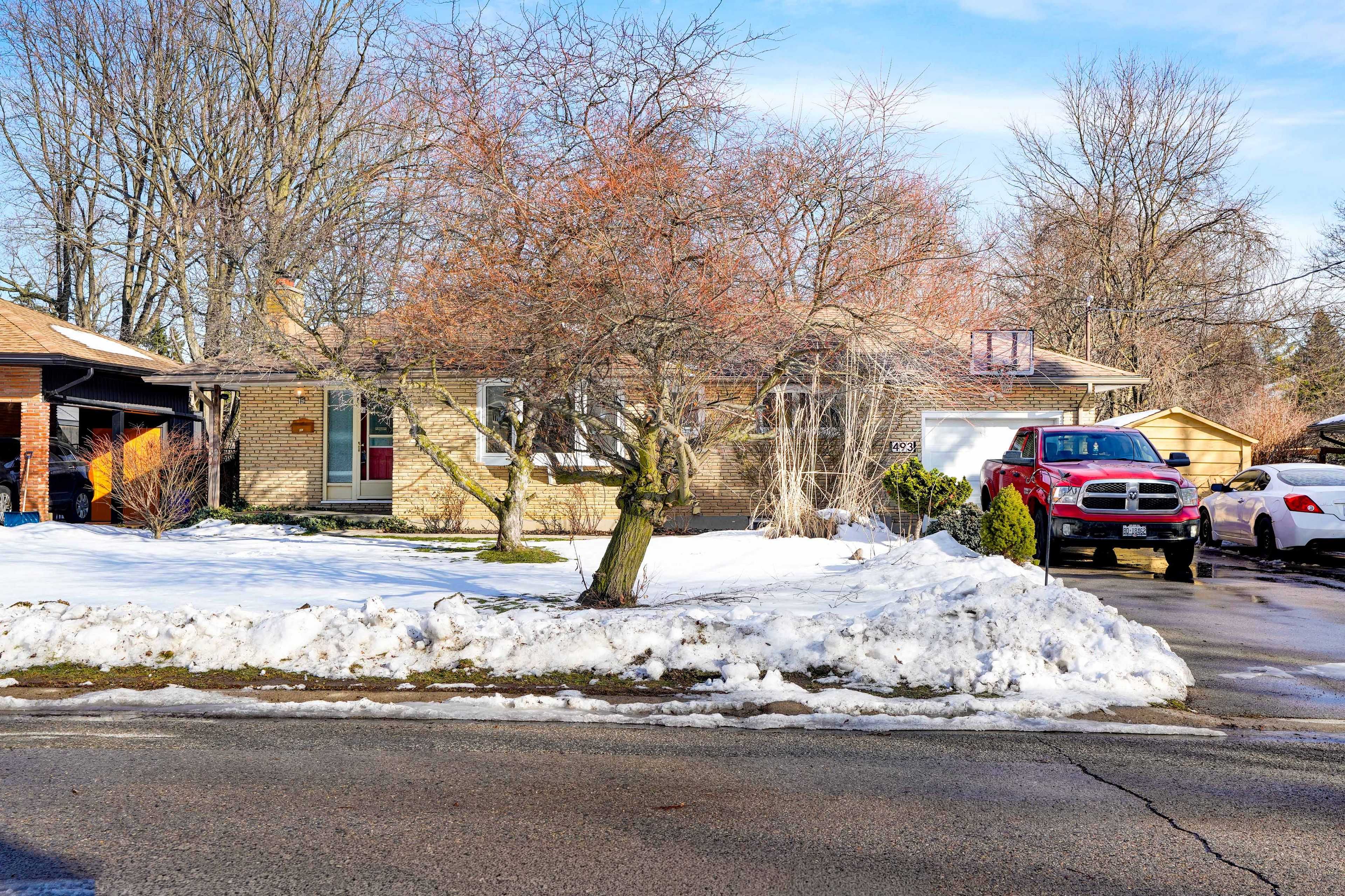 London North, ON N6H 3R4,493 Cypress AVE