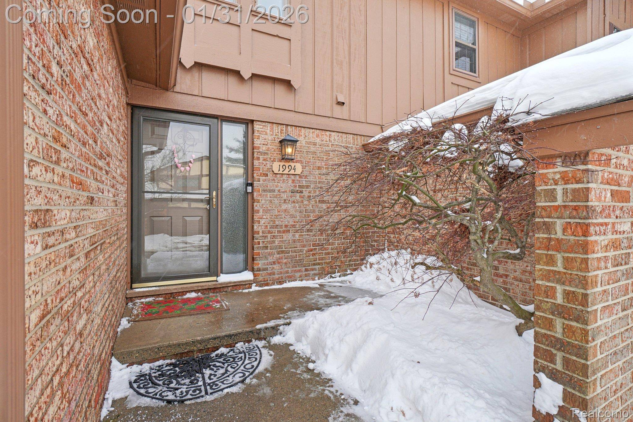 Rochester Hills, MI 48309,1994 Pondview CT