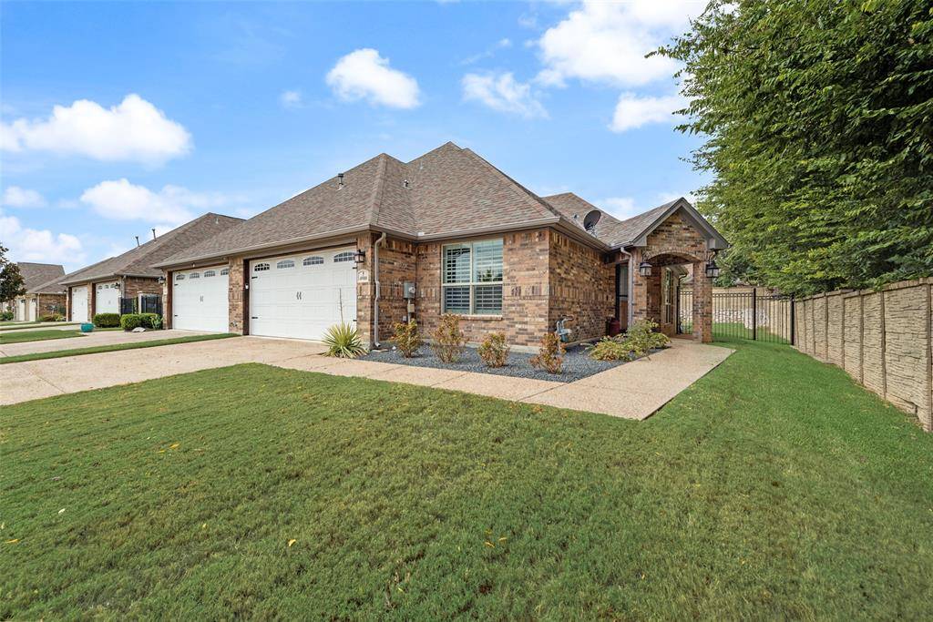 Fort Worth, TX 76116,4900 Dacy Lane