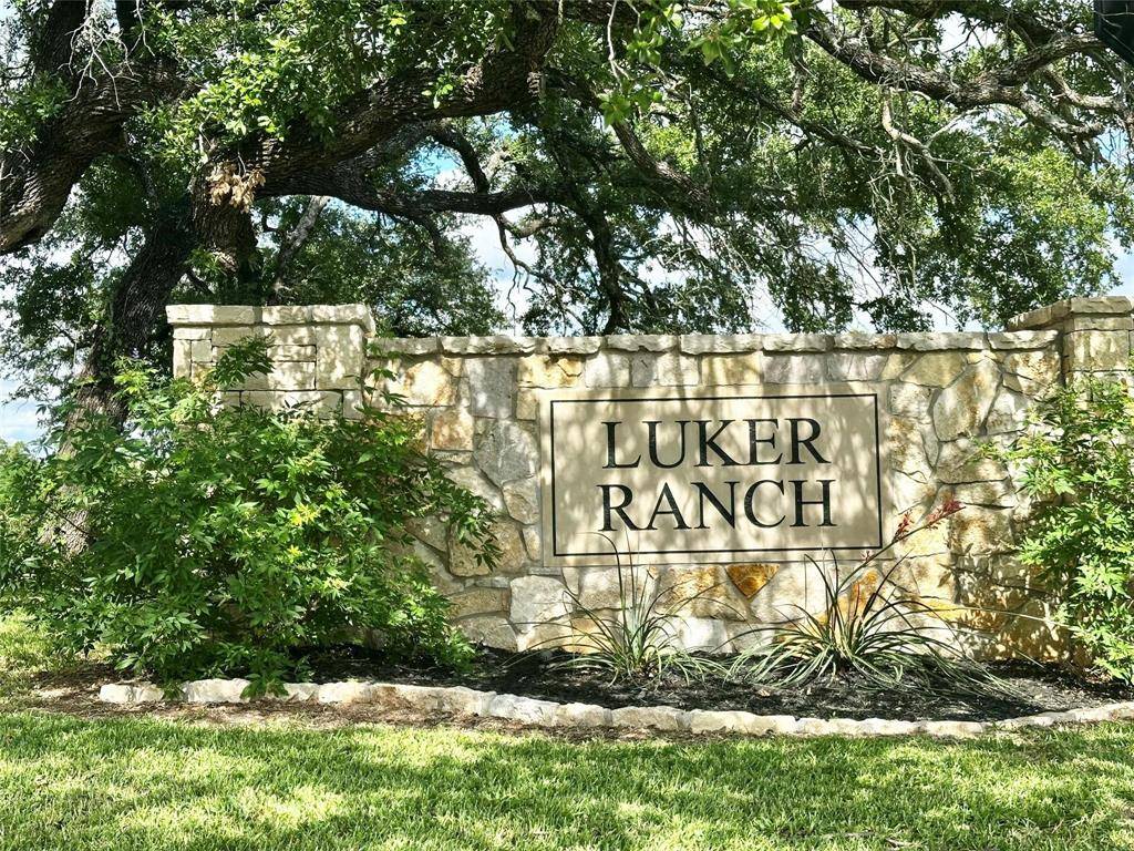 Granbury, TX 76048,636 R C Luker Court