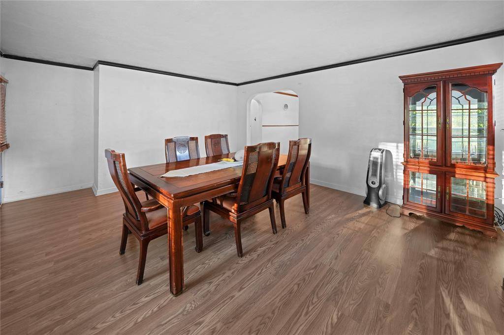 Dallas, TX 75211,635 Richmondell Avenue