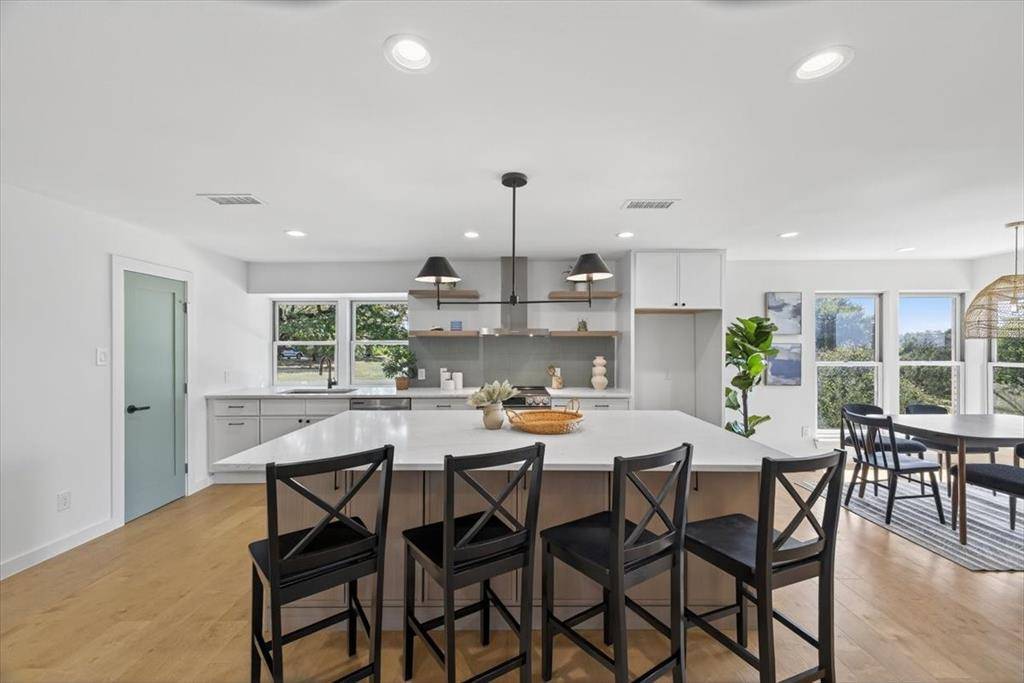 Trophy Club, TX 76262,250 Oak Hill Drive