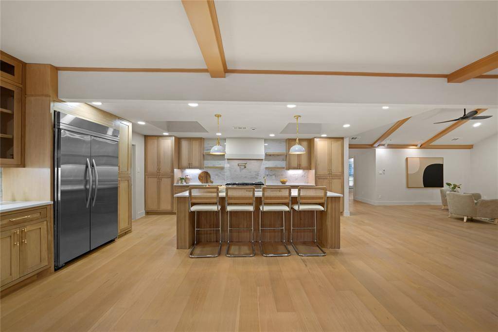 Dallas, TX 75248,7736 Woodstone Lane