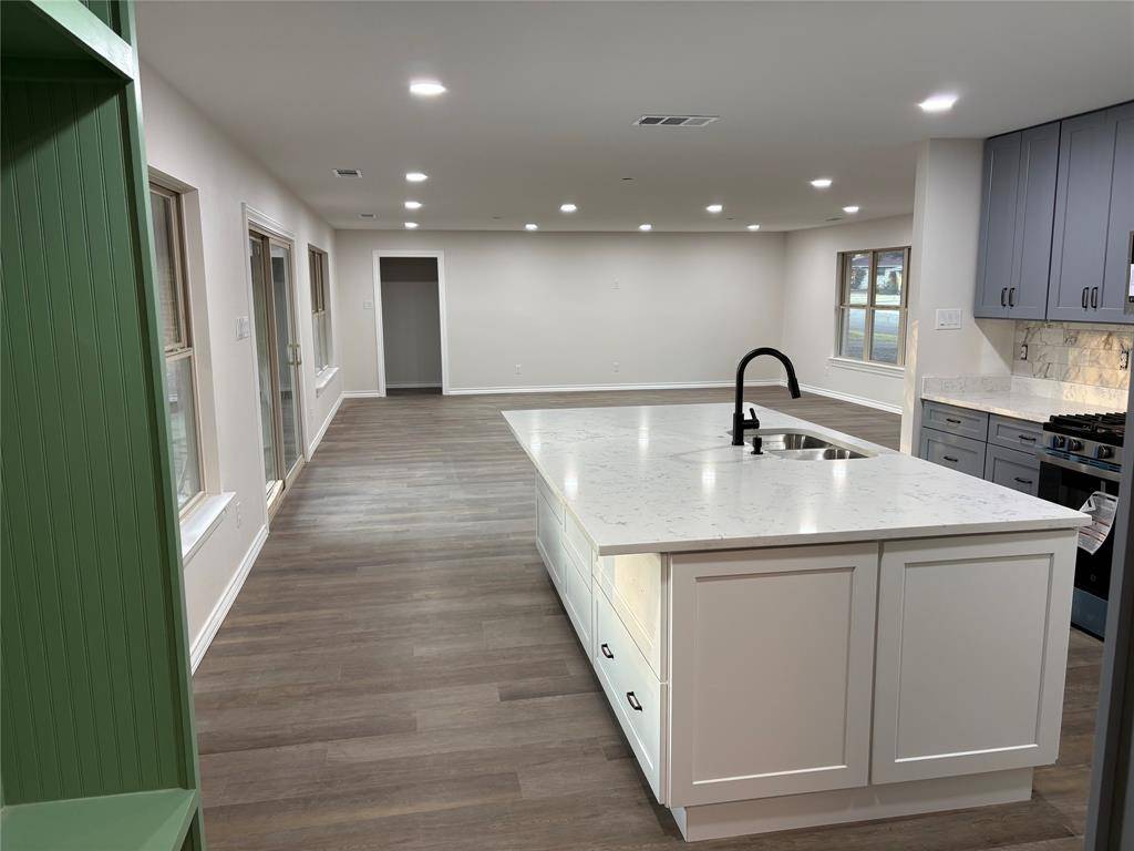 Denton, TX 76209,2303 Royal Acres Drive