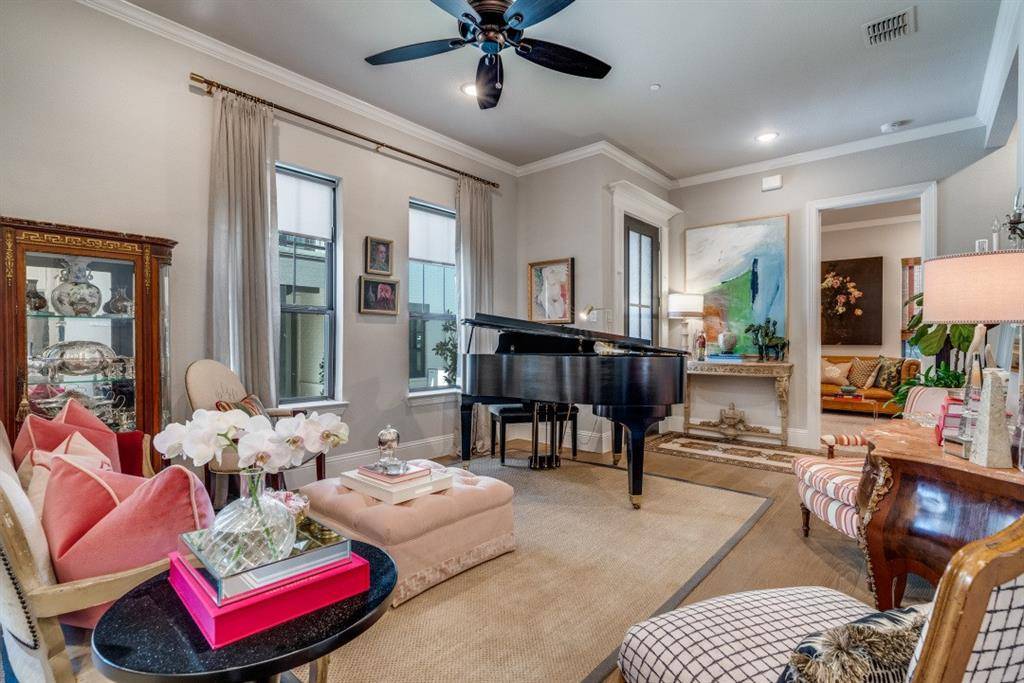 Fort Worth, TX 76114,307 Sunset Lane #101