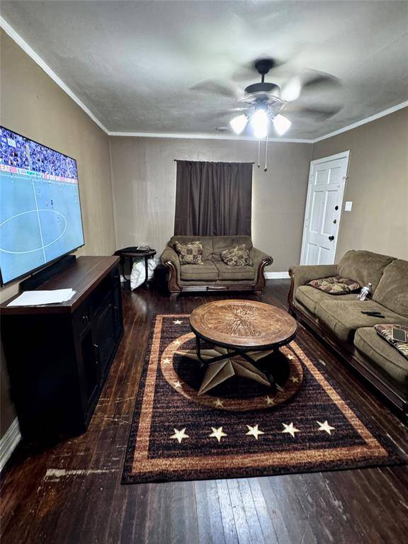 Dallas, TX 75211,2906 W 9th Street