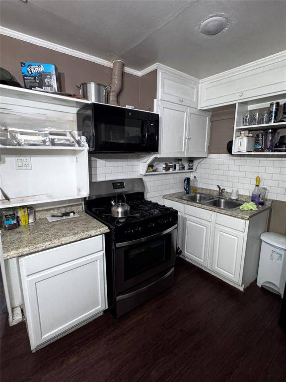 Dallas, TX 75211,2906 W 9th Street