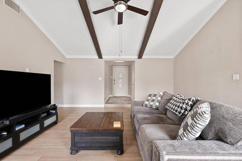 Fort Worth, TX 76112,7636 Castillo Road