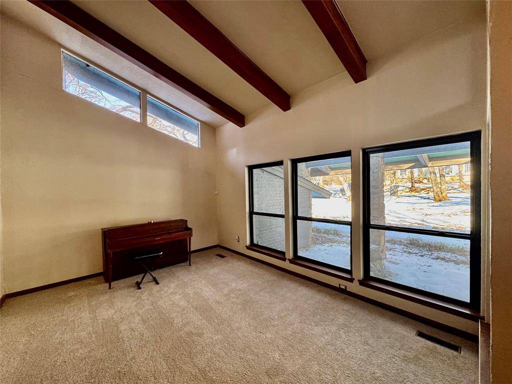 Arlington, TX 76010,2000 Mill Creek Drive