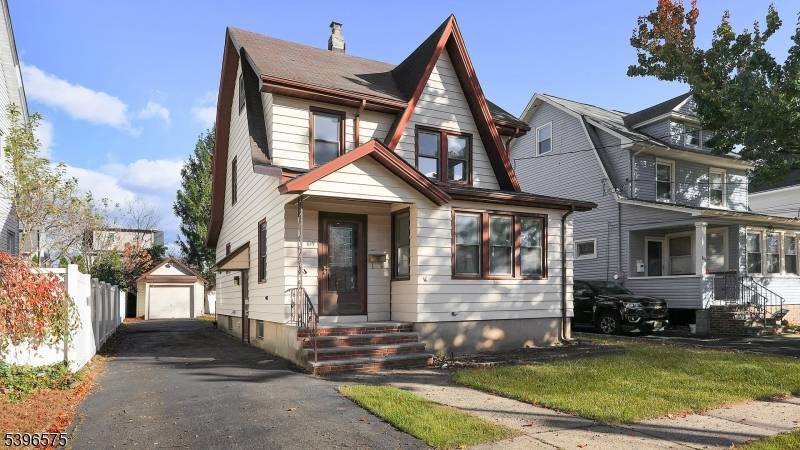 Roselle Park Boro, NJ 07204,619 Spruce Street