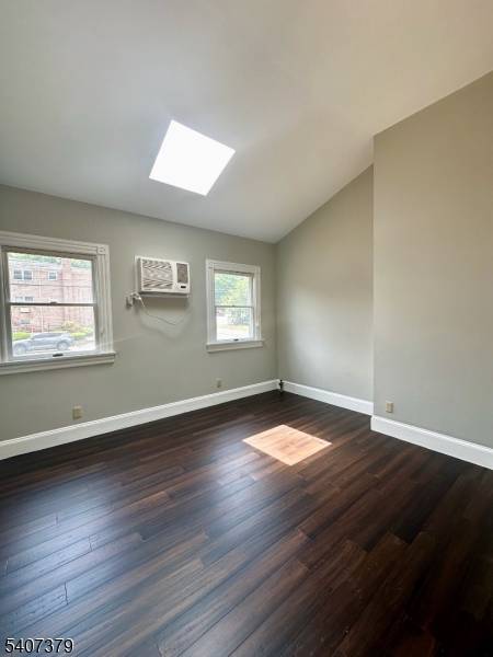 Hackensack City, NJ 07601,106 Clarendon Pl