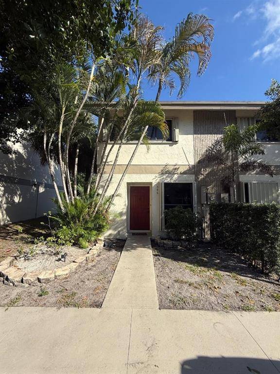 Oakland Park, FL 33309,3070 S Oakland Forest Dr #306