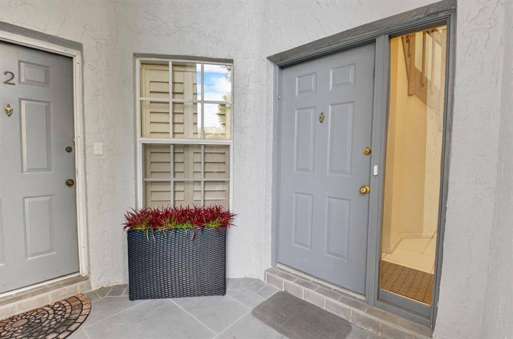 Boynton Beach, FL 33437,11586 Briarwood Circle #4