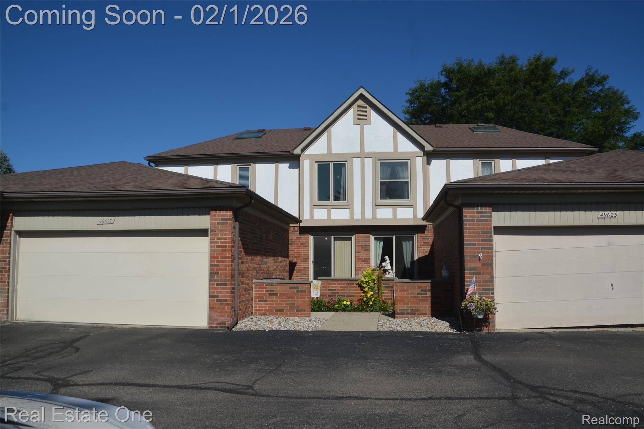 Utica, MI 48315,49617 Hamilton CT #28