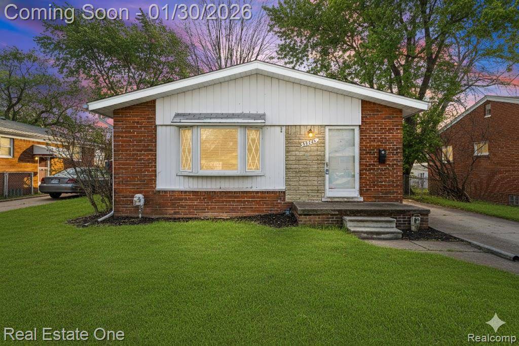 St. Clair Shores, MI 48082,22720 FURTON ST