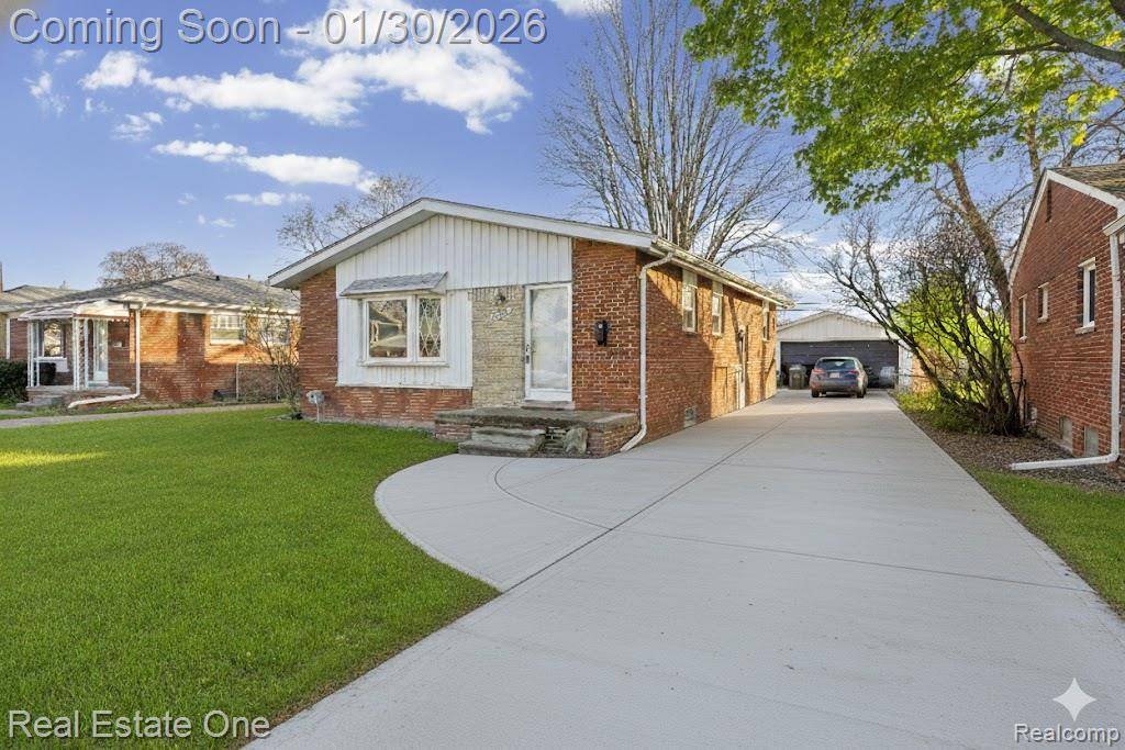 St. Clair Shores, MI 48082,22720 FURTON ST