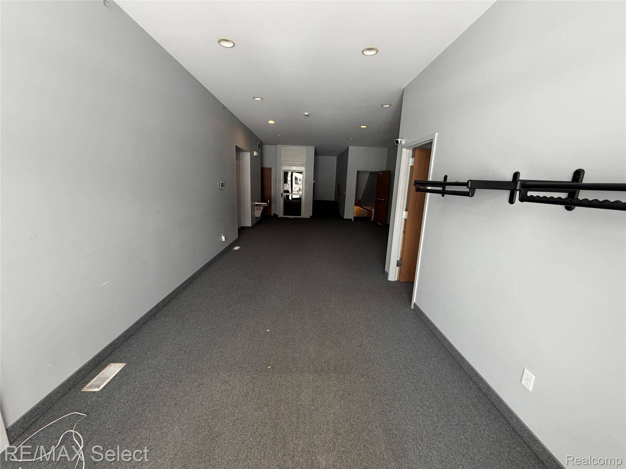 3302 Whittier AVE, Flint, MI 48506