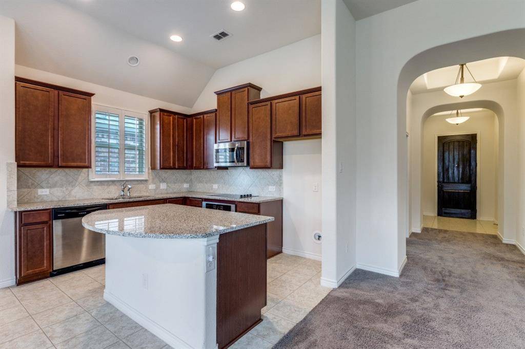 Aubrey, TX 76227,809 Orleans Square