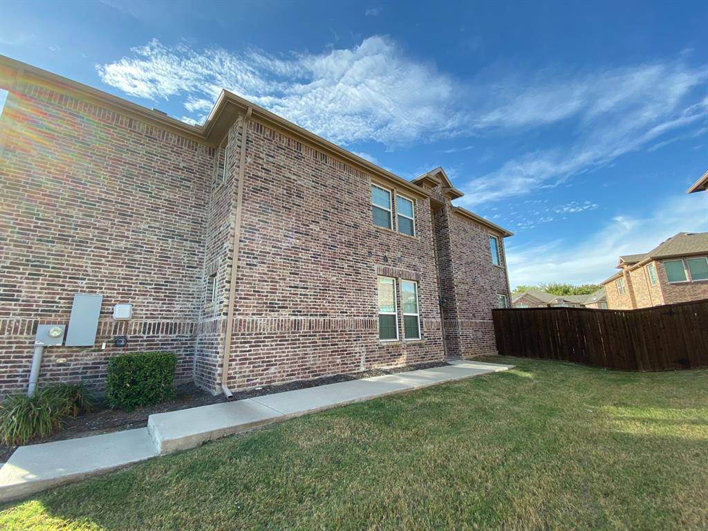 Lewisville, TX 75067,255 Sherburne Street