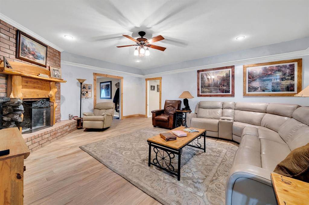 Ennis, TX 75119,839 Walker Creek Road