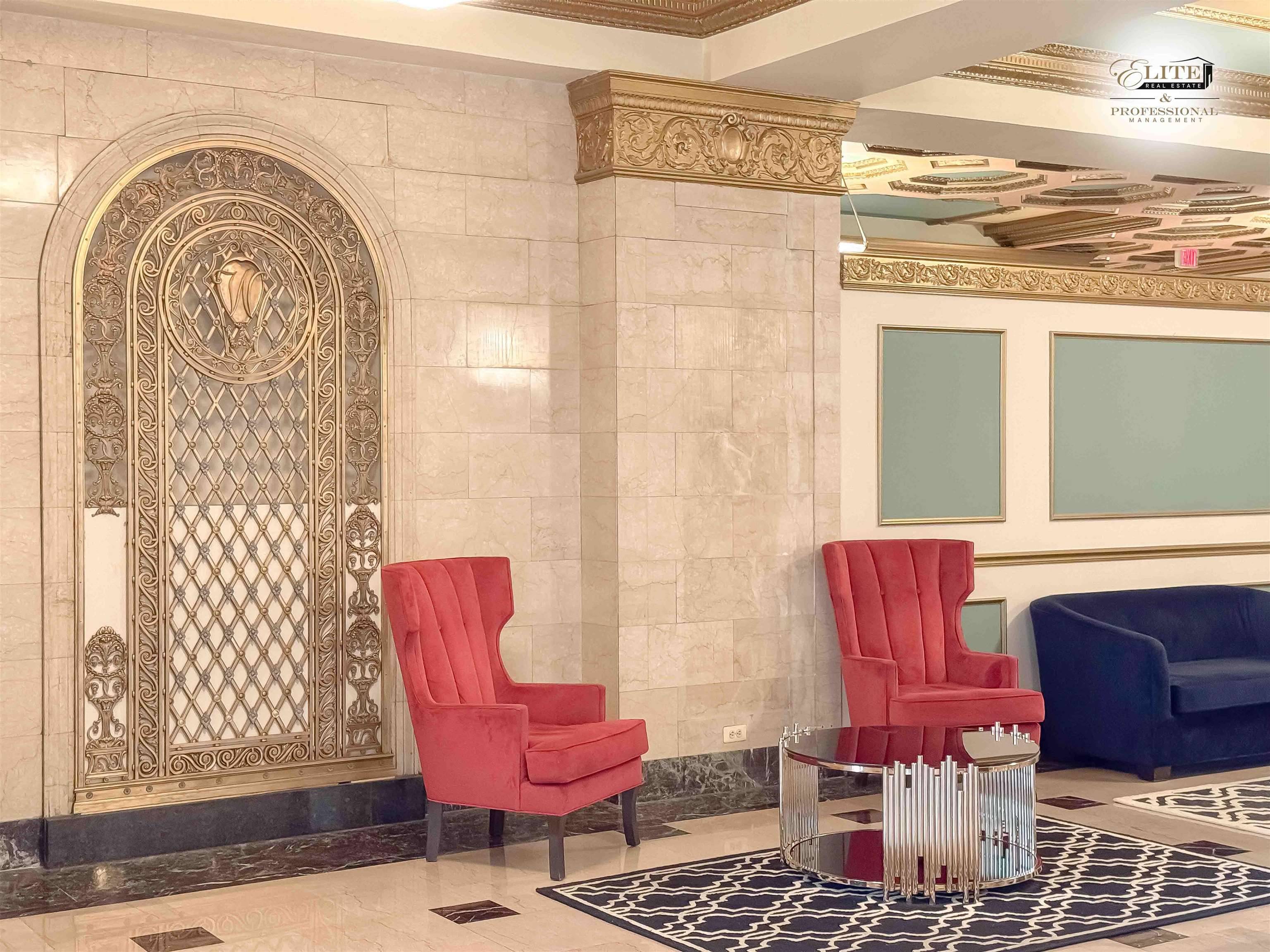 15 E Kirby ST, Detroit, MI 48202