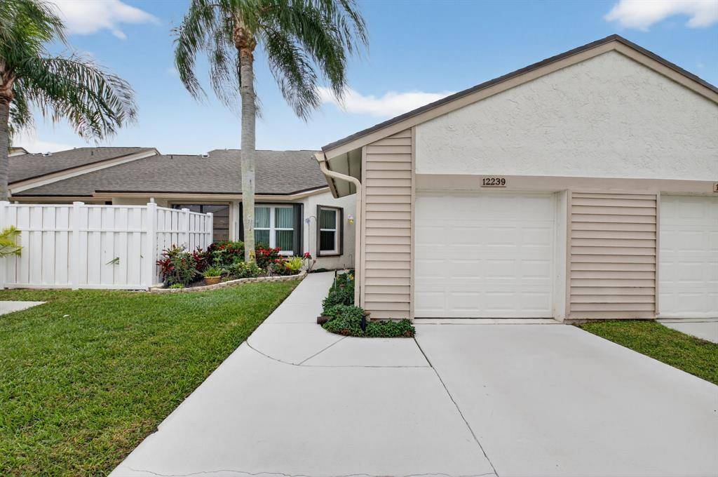 Boynton Beach, FL 33437,12239 Forest Greens Dr #12239