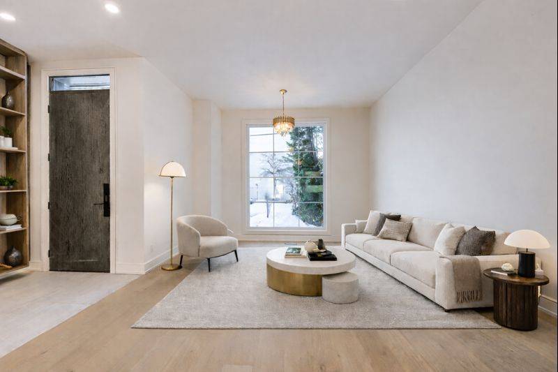 Toronto W06, ON M8Z 1C8,104 Newcastle ST