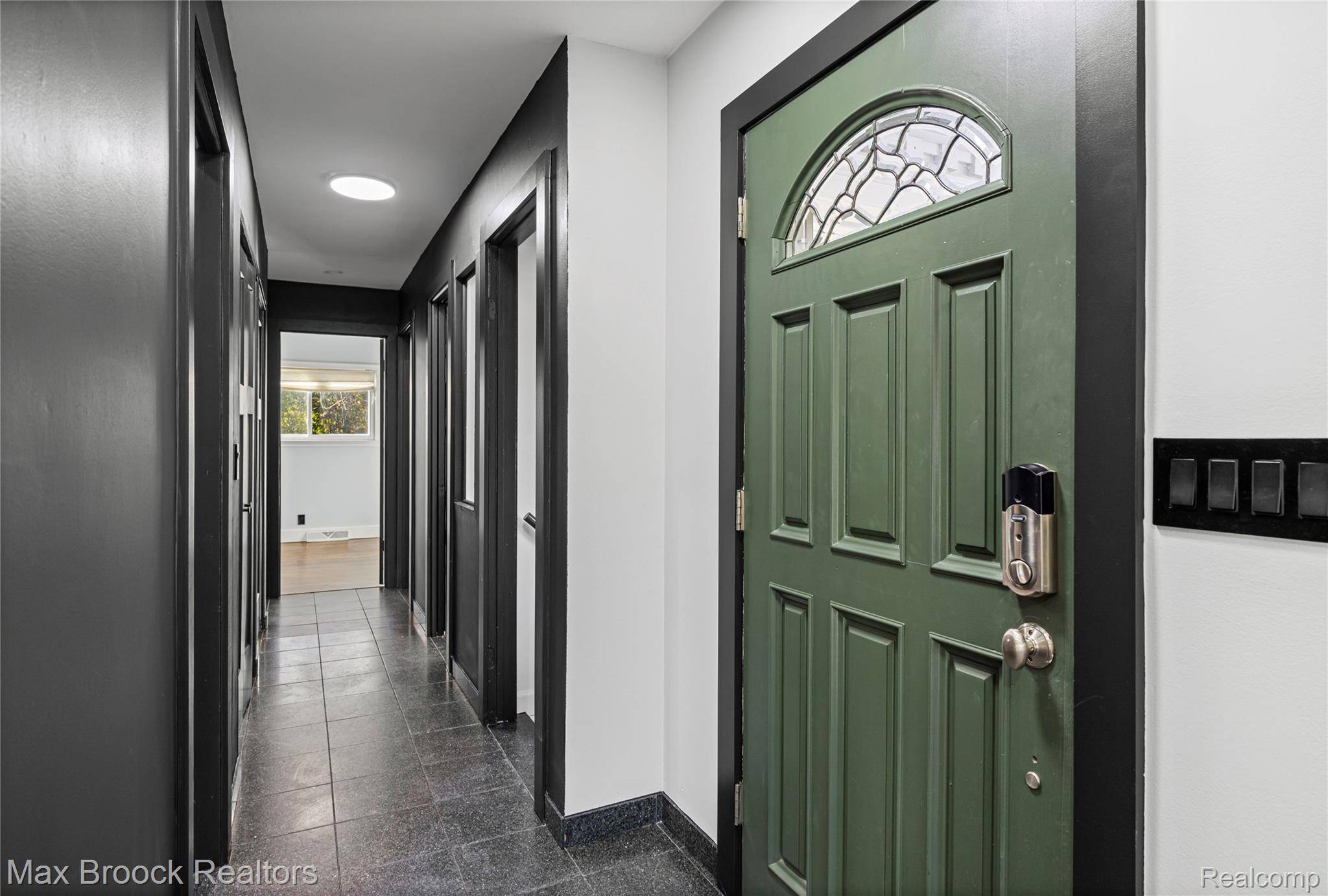 Bloomfield, MI 48304,2724 Alveston DR