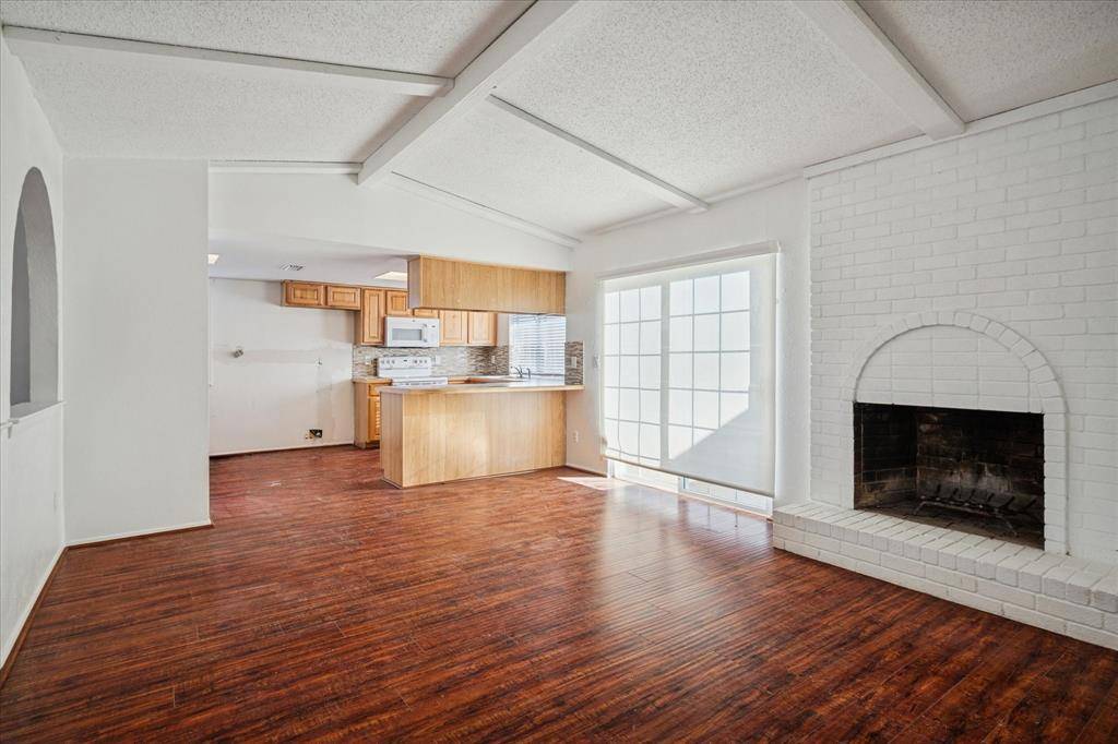 Plano, TX 75074,2804 Royal oaks Drive