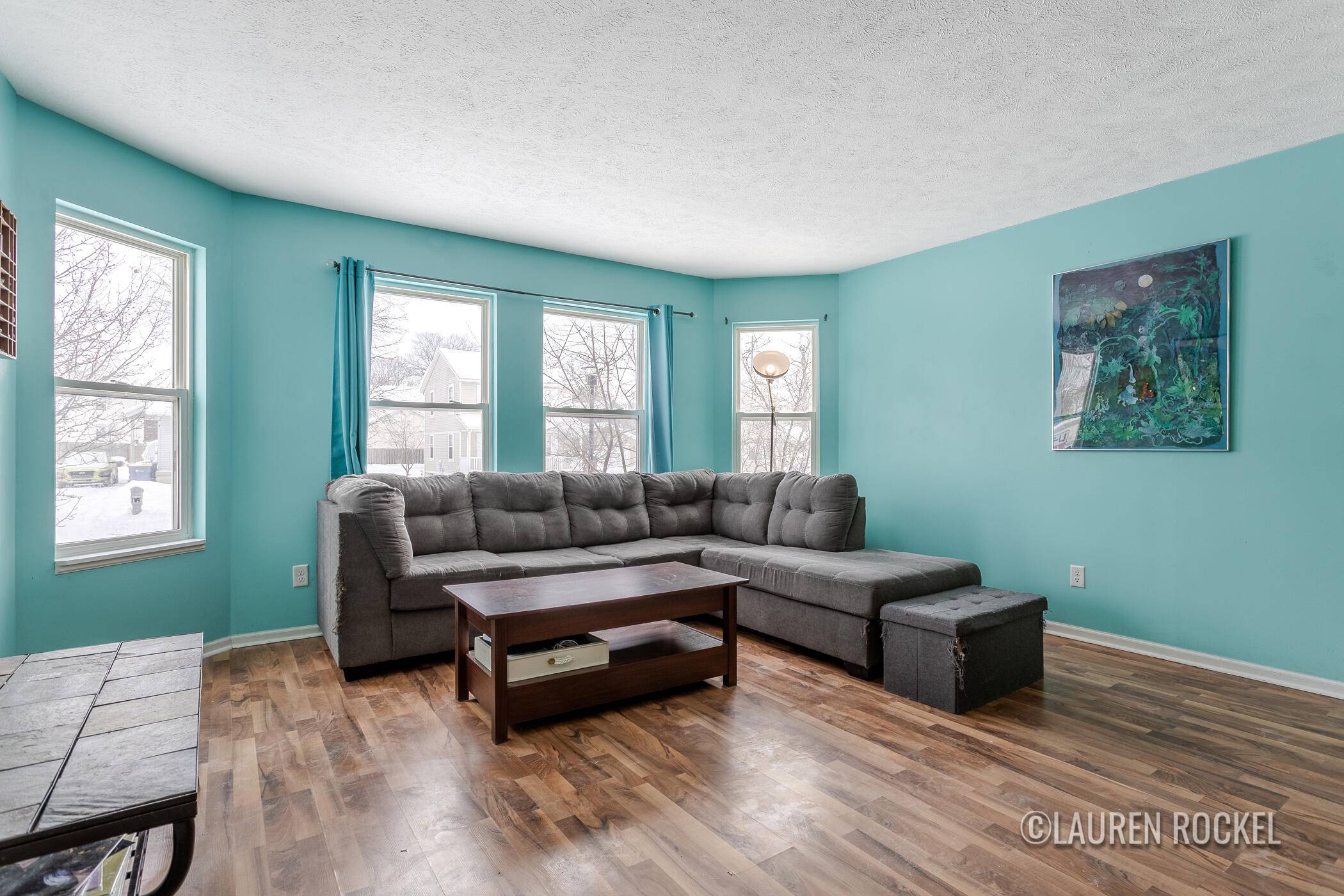 Grand Rapids, MI 49503,581 Cass AVE SE