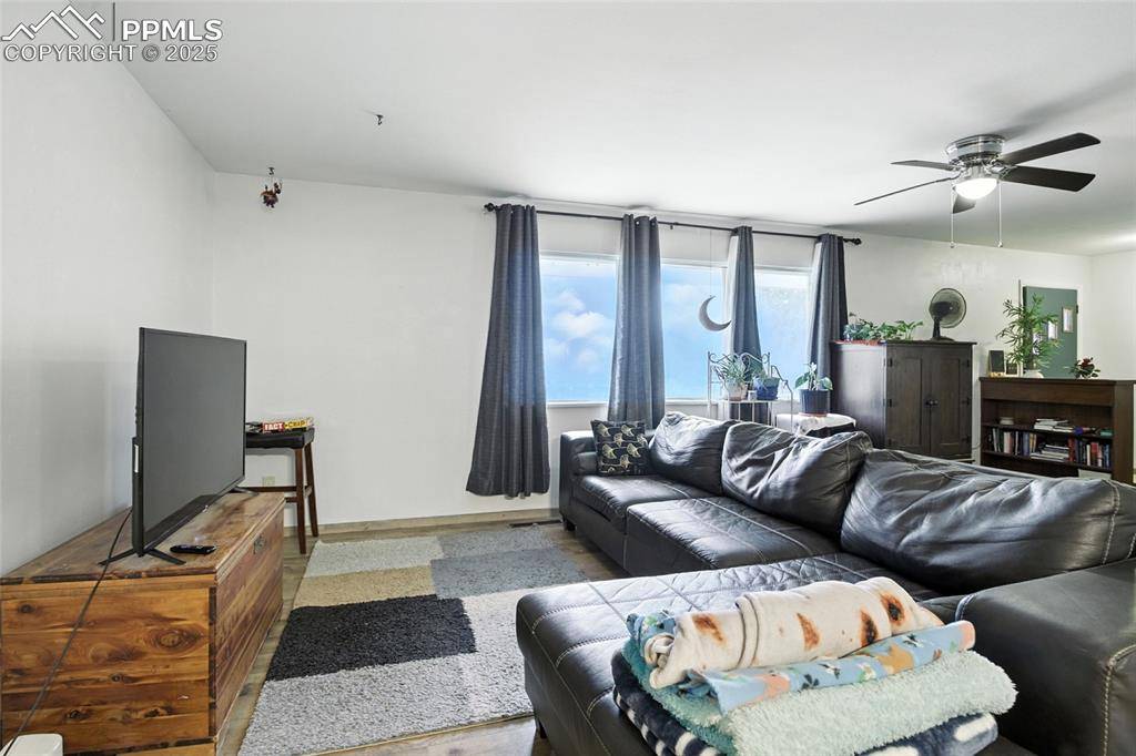 Colorado Springs, CO 80915,1239 Martin DR