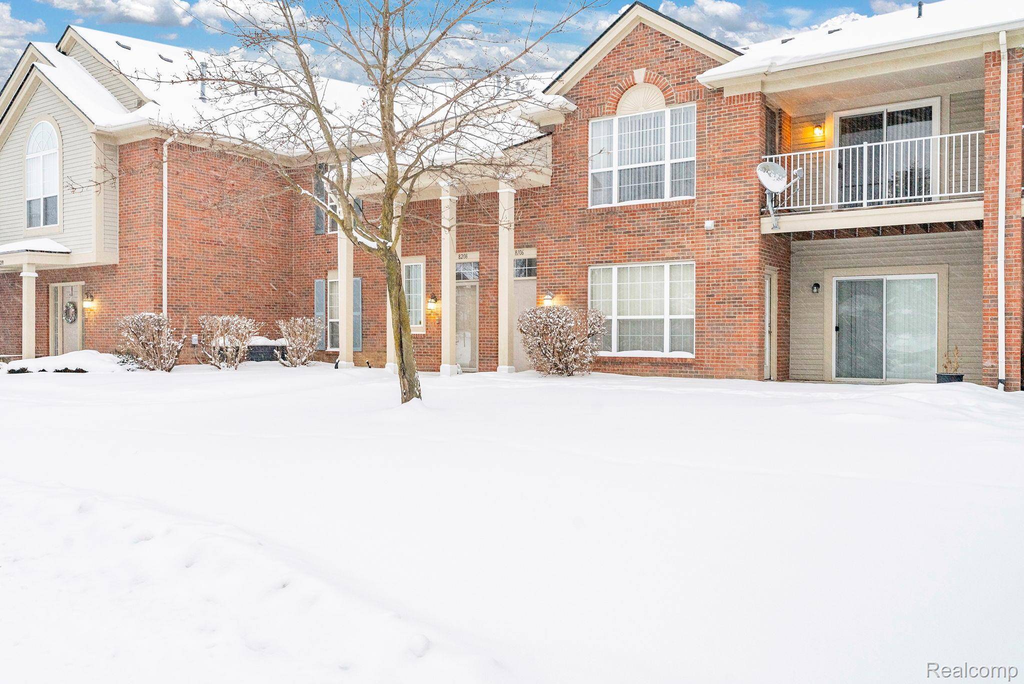 Walled Lake, MI 48390,8208 Chesapeake CIR