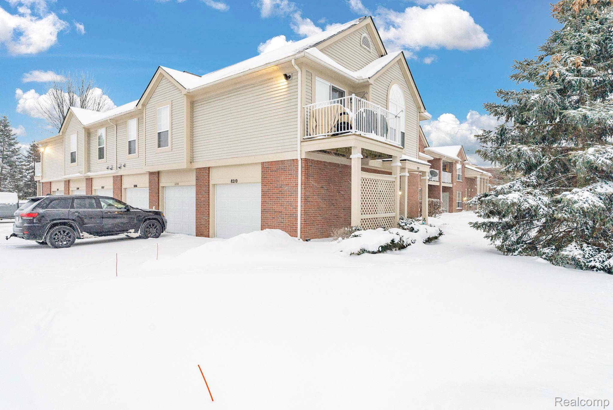 Walled Lake, MI 48390,8208 Chesapeake CIR