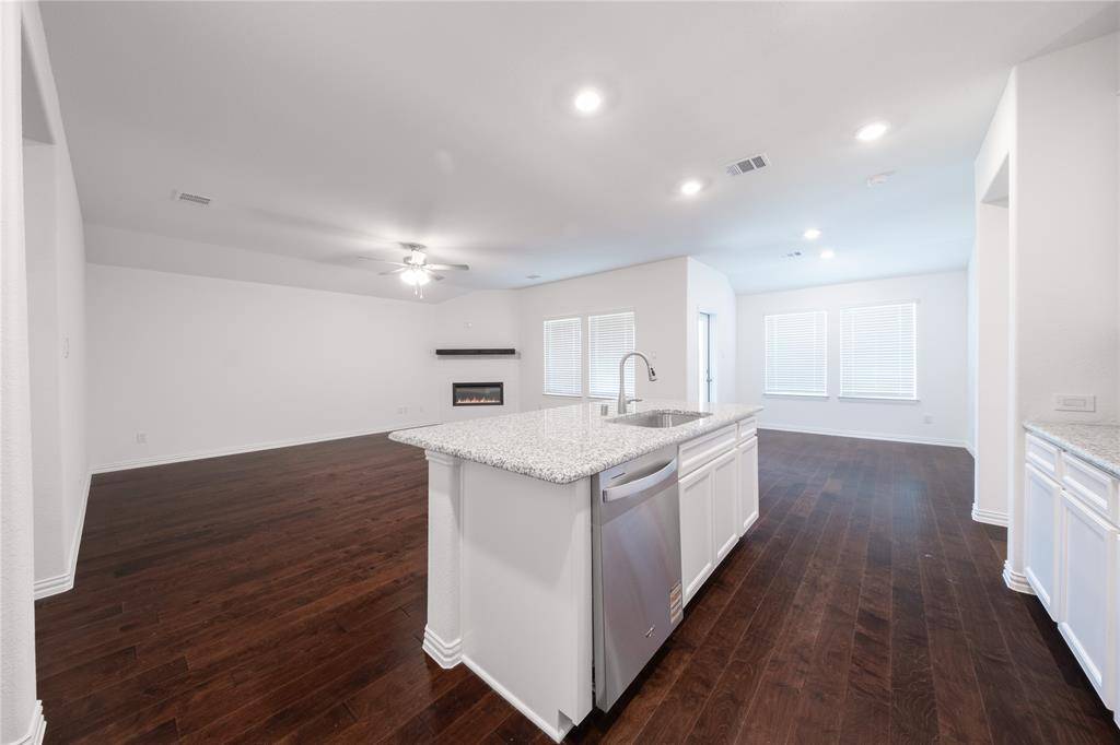 Anna, TX 75409,3333 Longfellow Avenue