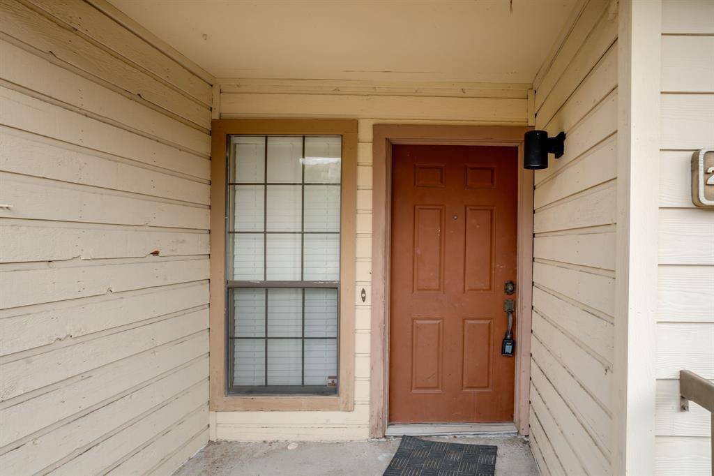 Addison, TX 75001,16301 Ledgemont Lane #267