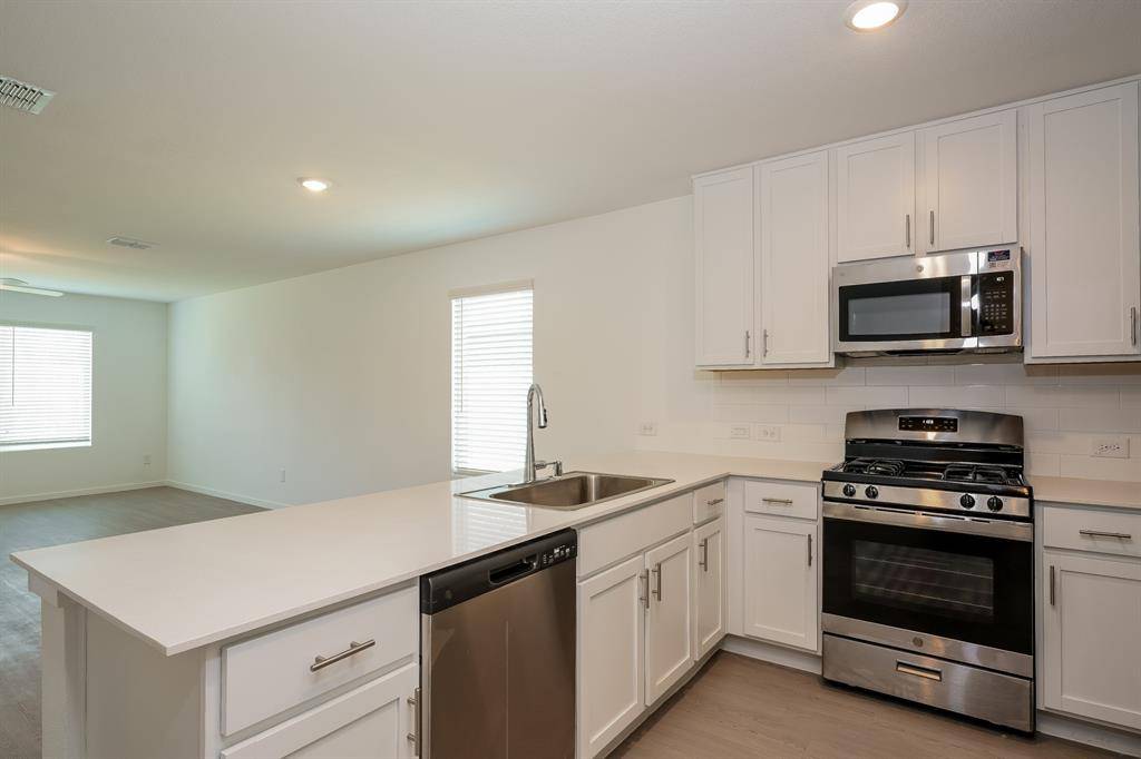 Fort Worth, TX 76108,2712 Mist wood