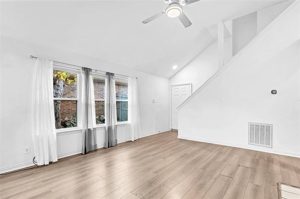 Lewisville, TX 75067,1332 Azalia Bend