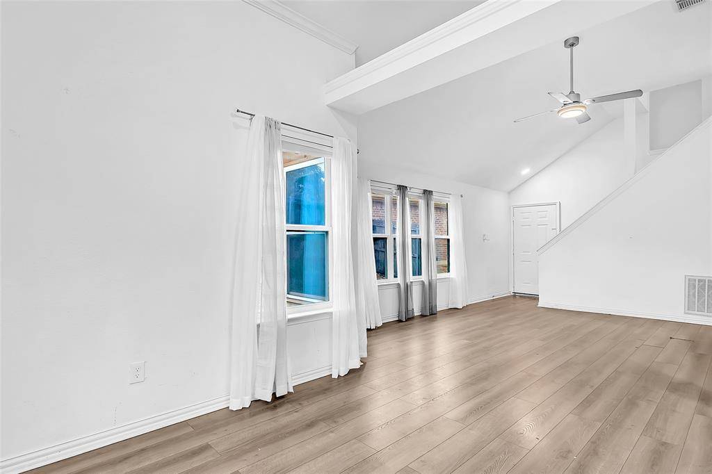 Lewisville, TX 75067,1332 Azalia Bend