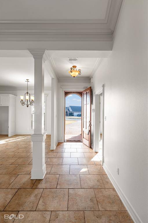 Bossier City, LA 71111,524 Half Moon Lane