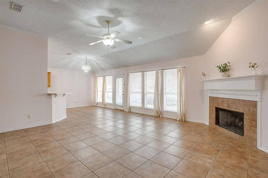 Arlington, TX 76017,6003 Blue Mesa Drive