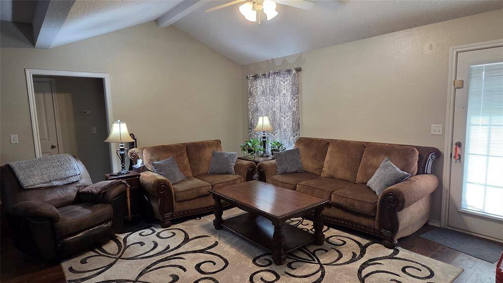 Commerce, TX 75428,904 Roseanne Drive